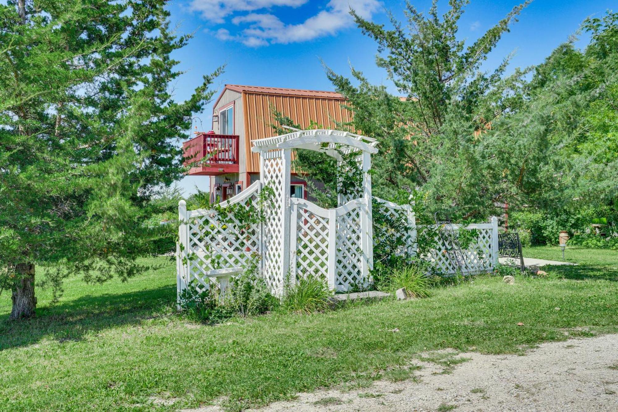 Cabin Near Cokato Lake With Outdoor Oasis And Views! Exterior photo