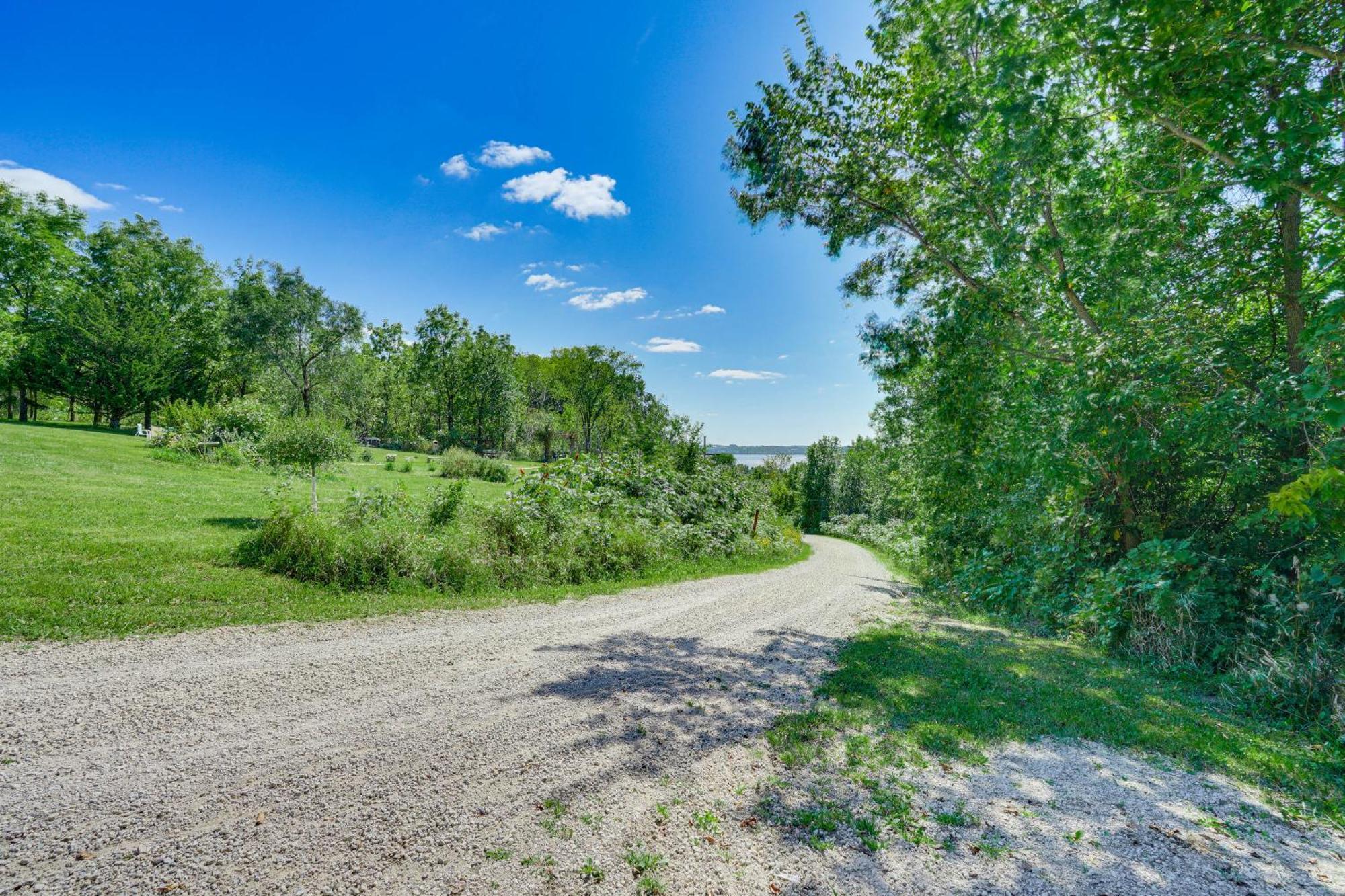 Cabin Near Cokato Lake With Outdoor Oasis And Views! Exterior photo
