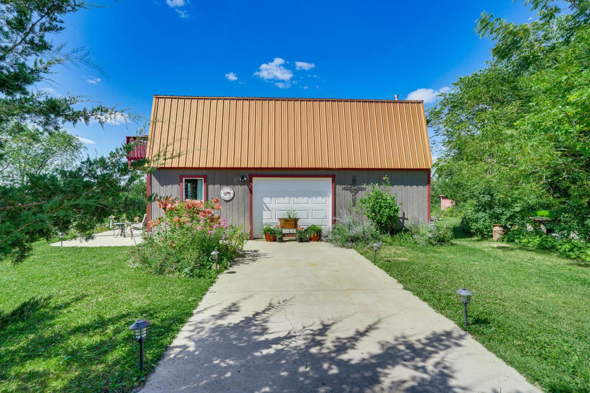 Cabin Near Cokato Lake With Outdoor Oasis And Views! Exterior photo