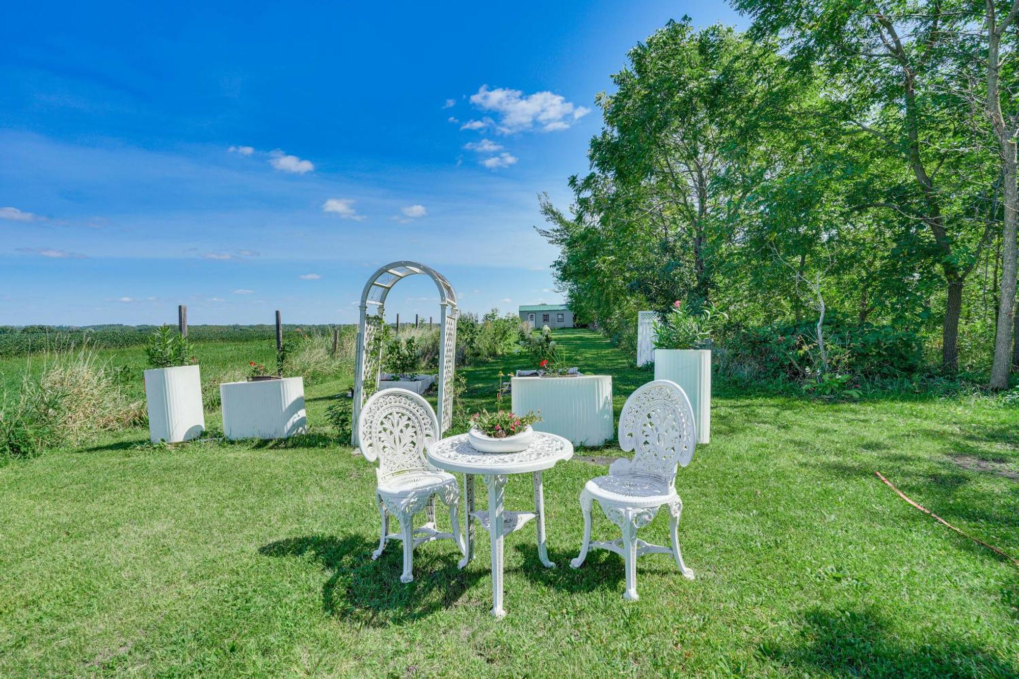 Cabin Near Cokato Lake With Outdoor Oasis And Views! Exterior photo
